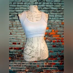 Women’s sports bra